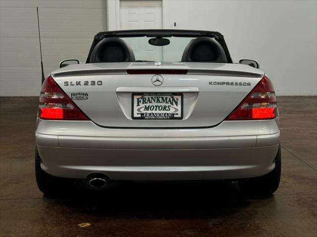 used 2004 Mercedes-Benz SLK-Class car, priced at $11,522