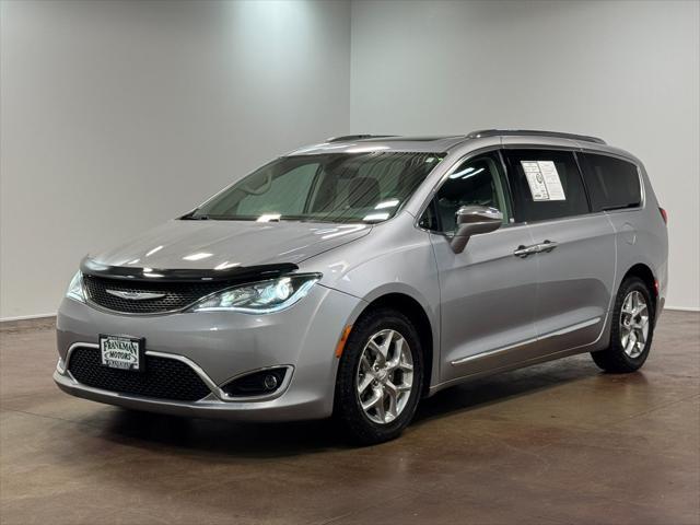 used 2018 Chrysler Pacifica car, priced at $15,500