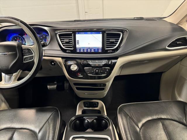 used 2018 Chrysler Pacifica car, priced at $15,500