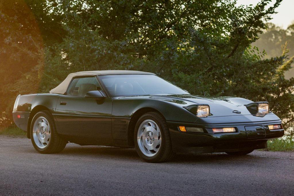 used 1993 Chevrolet Corvette car, priced at $14,439