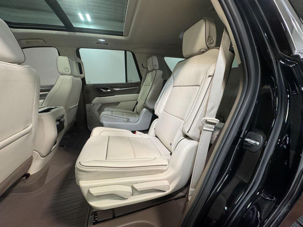 used 2024 GMC Yukon car, priced at $75,701