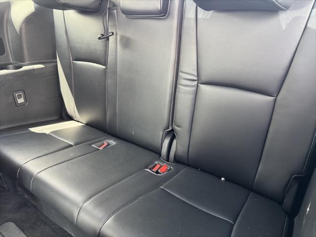 used 2022 Toyota Highlander car, priced at $38,608