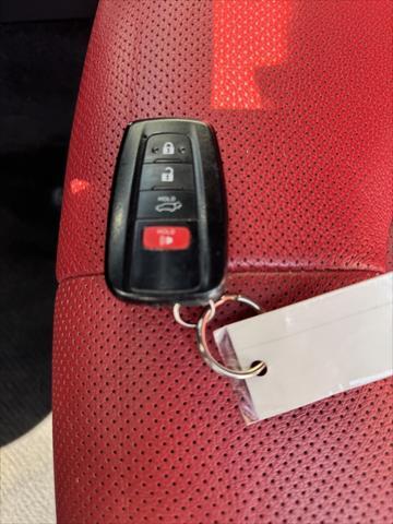 used 2022 Toyota Highlander car, priced at $38,608