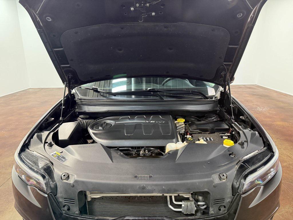 used 2021 Jeep Cherokee car, priced at $20,027