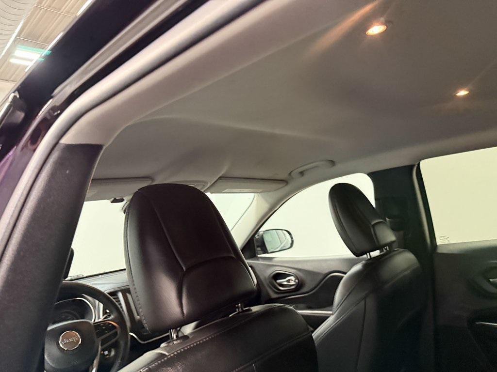 used 2021 Jeep Cherokee car, priced at $20,027