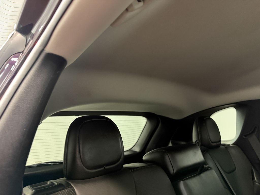 used 2021 Jeep Cherokee car, priced at $20,027