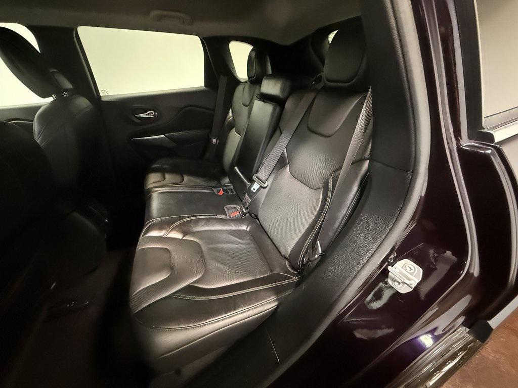 used 2021 Jeep Cherokee car, priced at $20,027