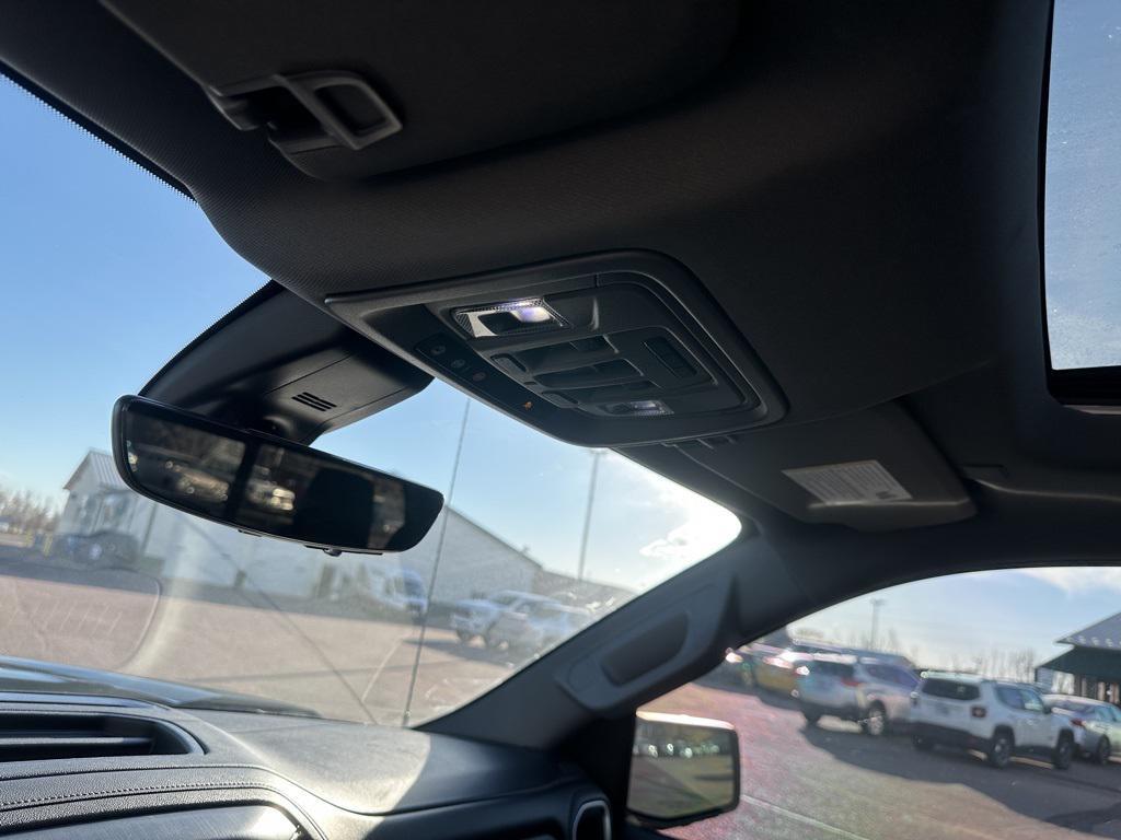 used 2022 GMC Sierra 1500 car, priced at $46,412