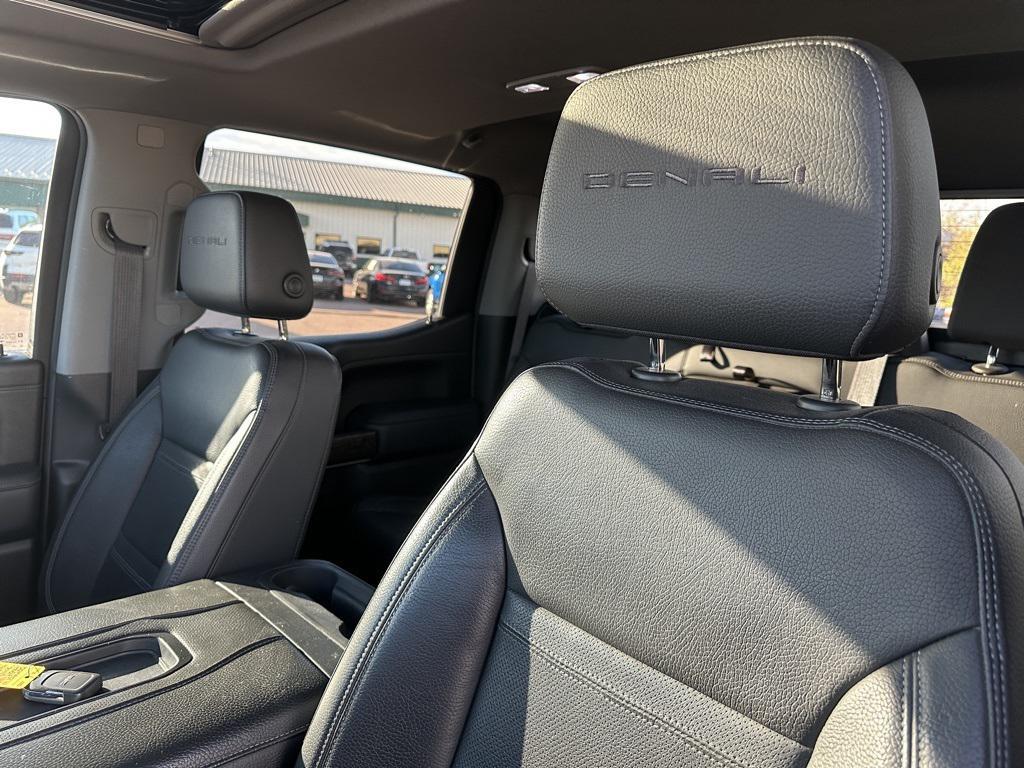 used 2022 GMC Sierra 1500 car, priced at $46,412