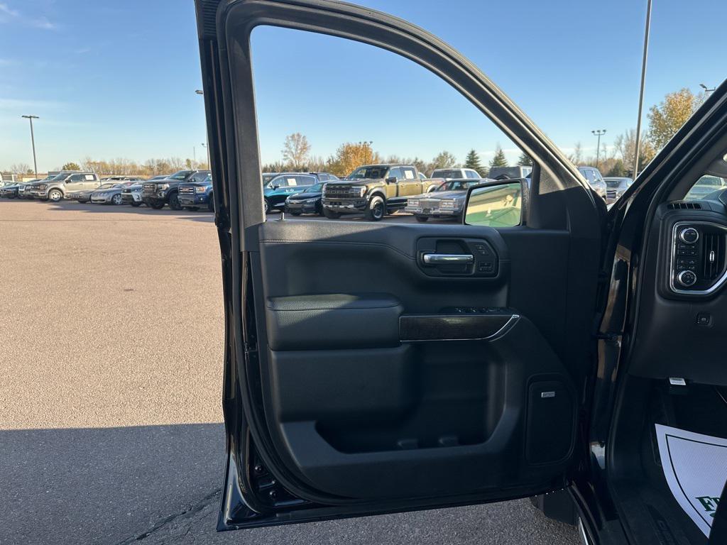 used 2022 GMC Sierra 1500 car, priced at $46,412