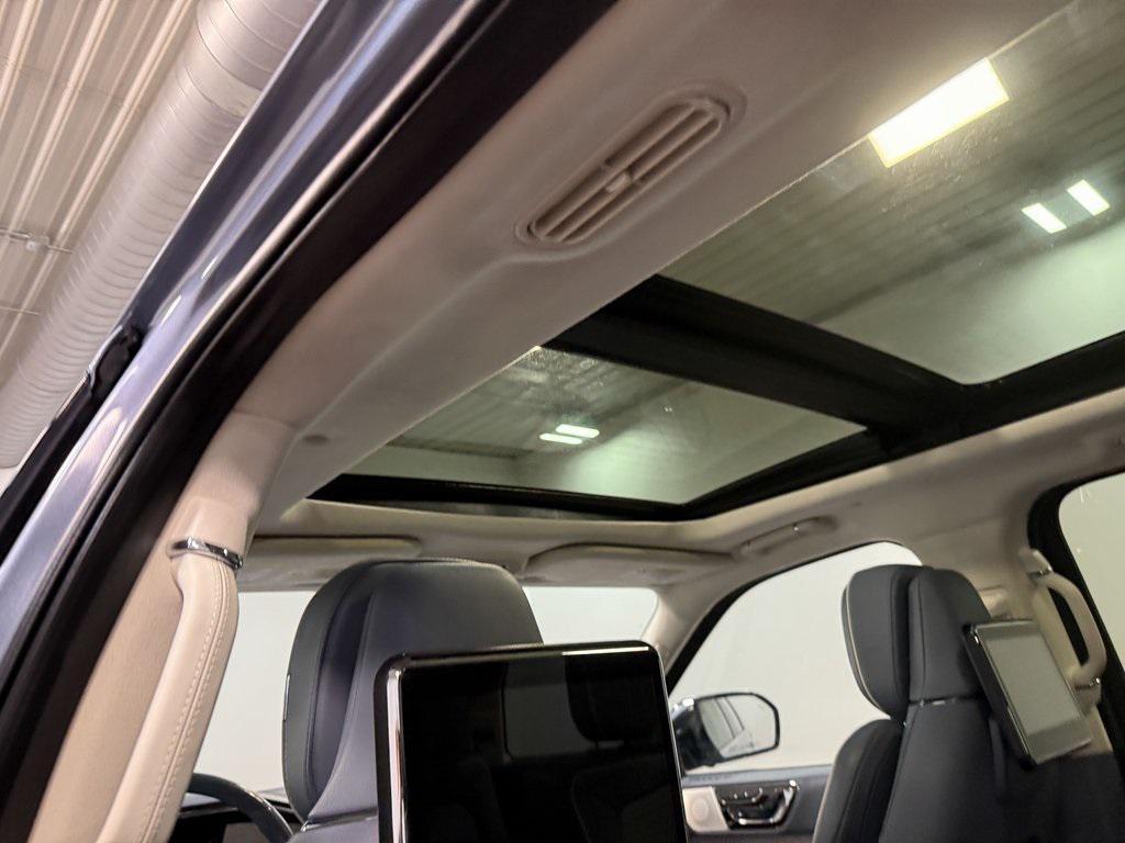 used 2020 Lincoln Navigator car, priced at $40,496