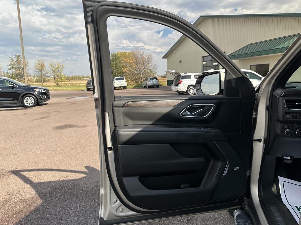 used 2023 Chevrolet Suburban car, priced at $51,992
