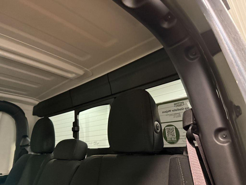 used 2021 Jeep Gladiator car, priced at $36,592