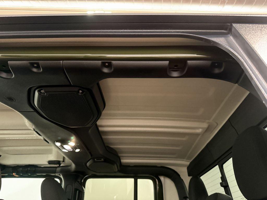 used 2021 Jeep Gladiator car, priced at $36,592