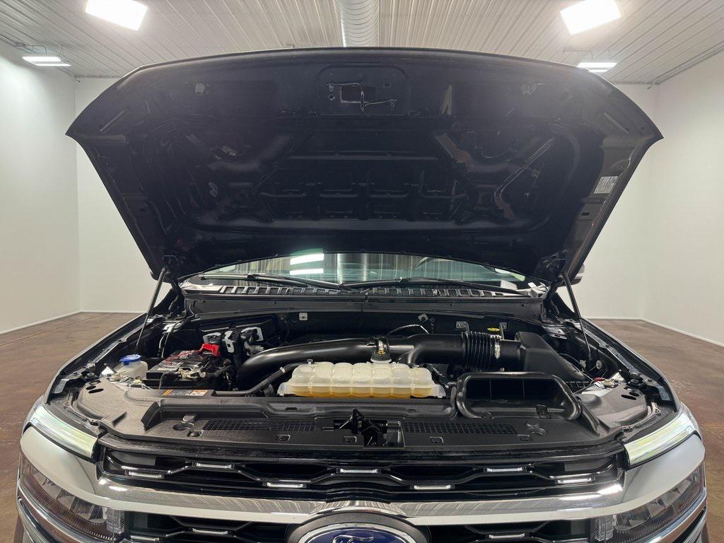 used 2024 Ford Expedition car, priced at $48,929