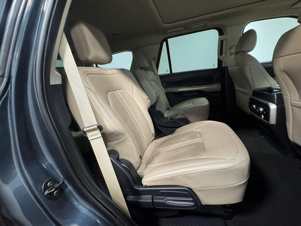 used 2024 Ford Expedition car, priced at $48,929