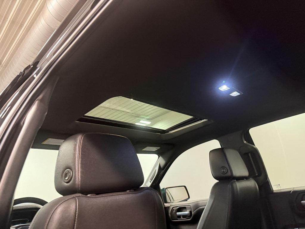 used 2021 GMC Sierra 1500 car, priced at $45,900