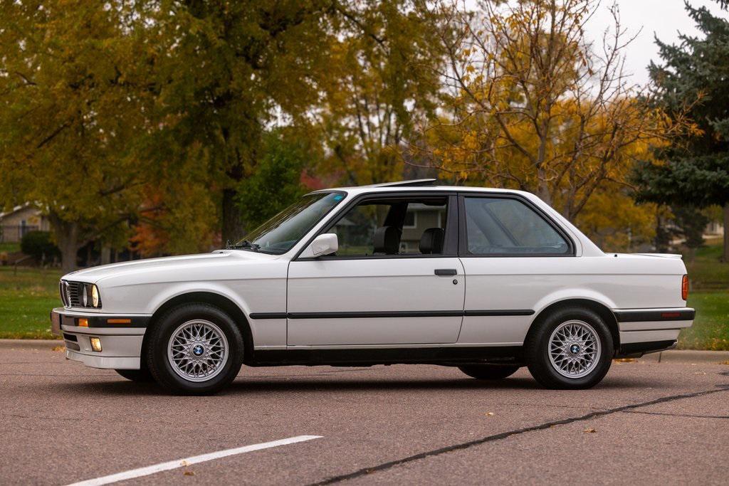 used 1991 BMW 318 car, priced at $19,933