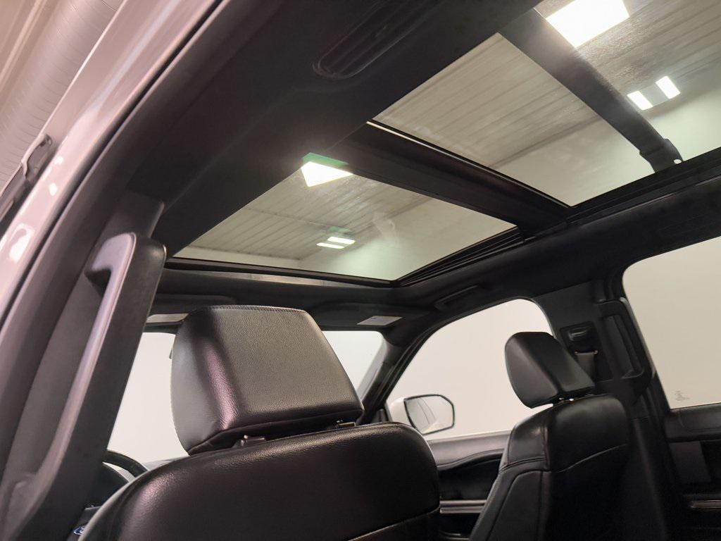 used 2021 Ford Expedition car, priced at $40,969