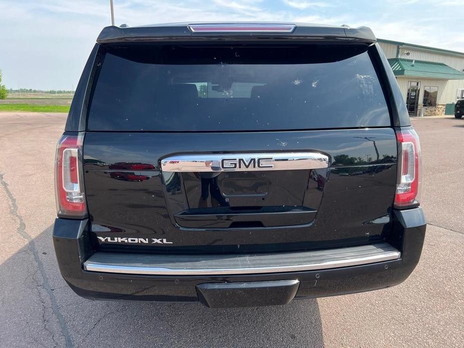 used 2019 GMC Yukon XL car, priced at $40,853