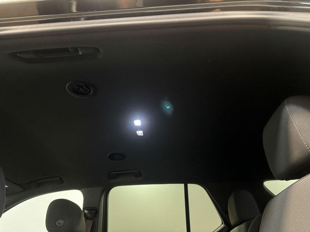 used 2023 Chevrolet Traverse car, priced at $29,500