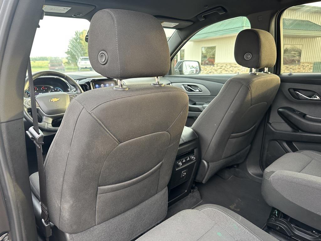 used 2023 Chevrolet Traverse car, priced at $29,989