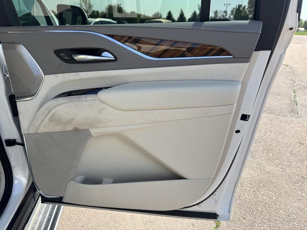 used 2021 Cadillac Escalade ESV car, priced at $70,464