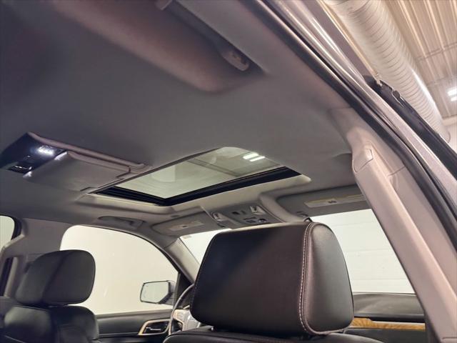 used 2020 GMC Yukon XL car, priced at $35,851