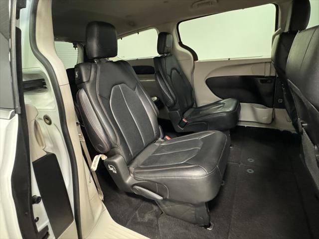 used 2019 Chrysler Pacifica car, priced at $15,371