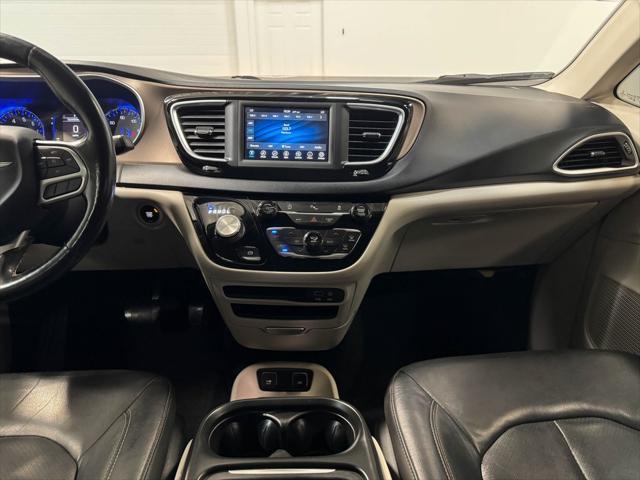 used 2019 Chrysler Pacifica car, priced at $15,371