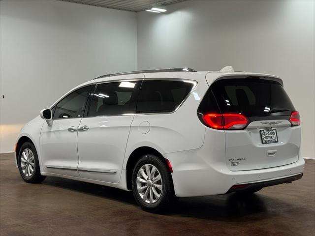 used 2019 Chrysler Pacifica car, priced at $15,371