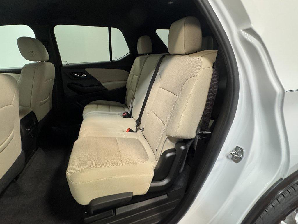 used 2023 Chevrolet Traverse car, priced at $25,285