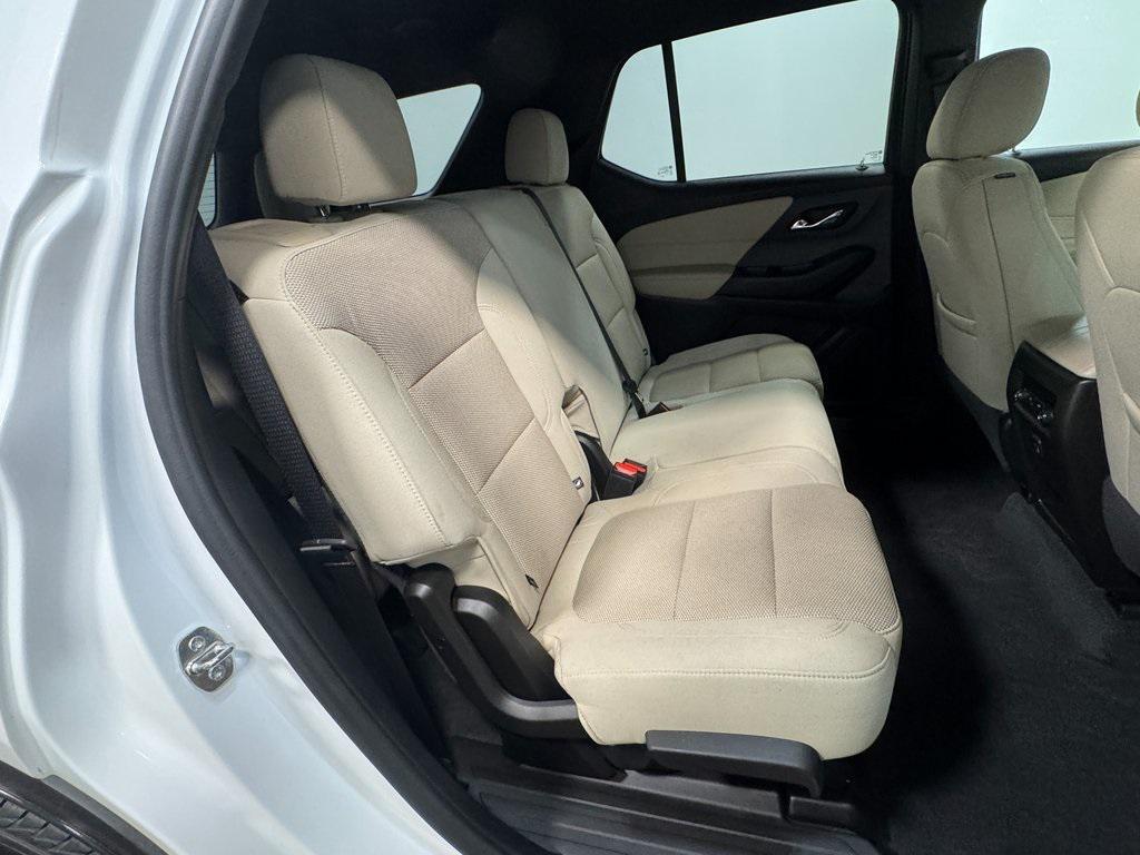 used 2023 Chevrolet Traverse car, priced at $25,285