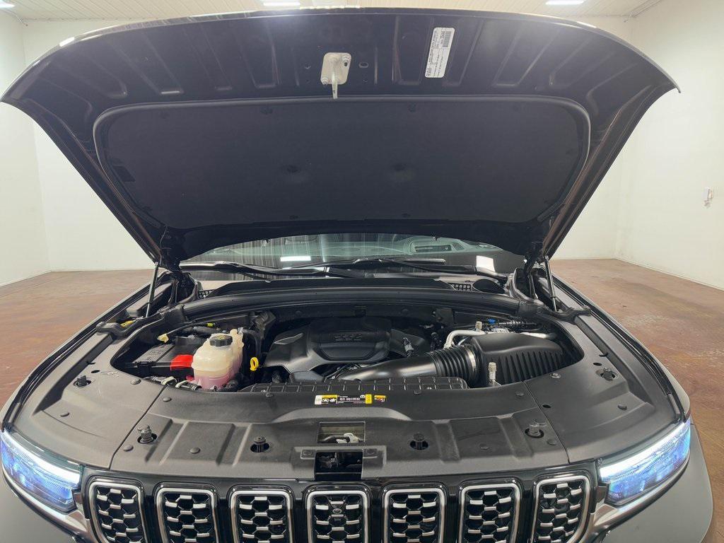 used 2024 Jeep Grand Cherokee L car, priced at $55,829