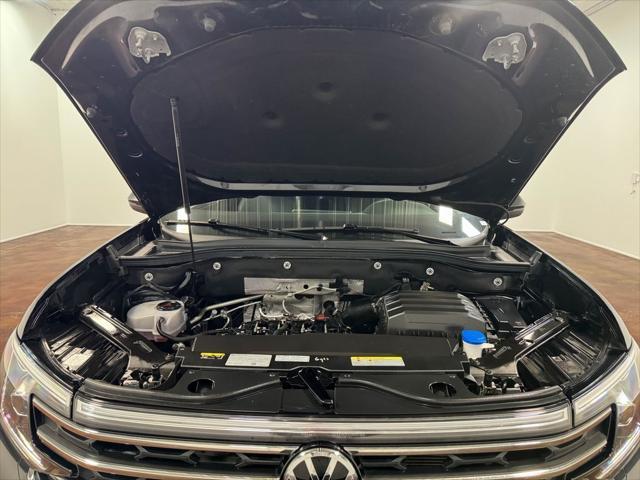 used 2024 Volkswagen Atlas car, priced at $35,441