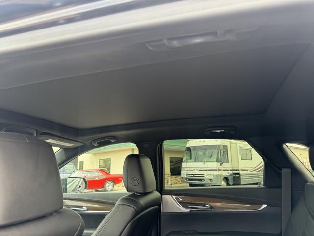 used 2021 Cadillac XT5 car, priced at $30,882