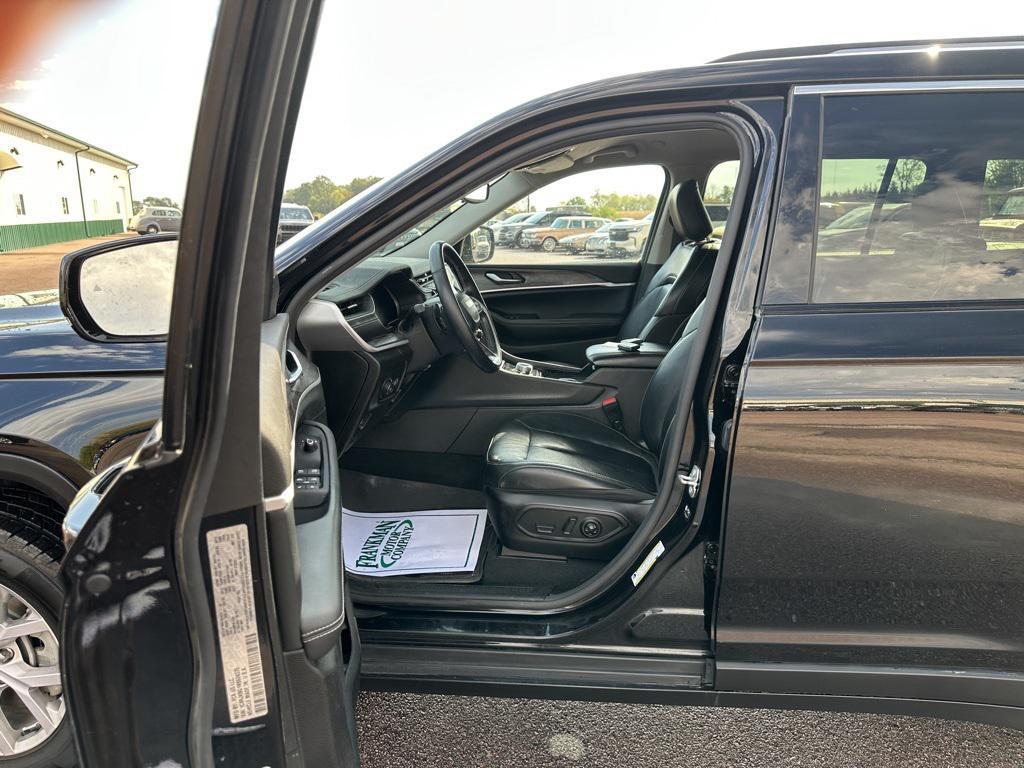 used 2022 Jeep Grand Cherokee L car, priced at $30,581