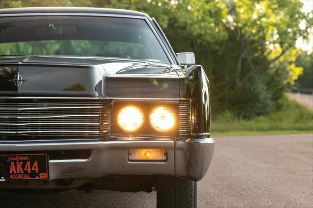 used 1970 Lincoln Continental car, priced at $32,500