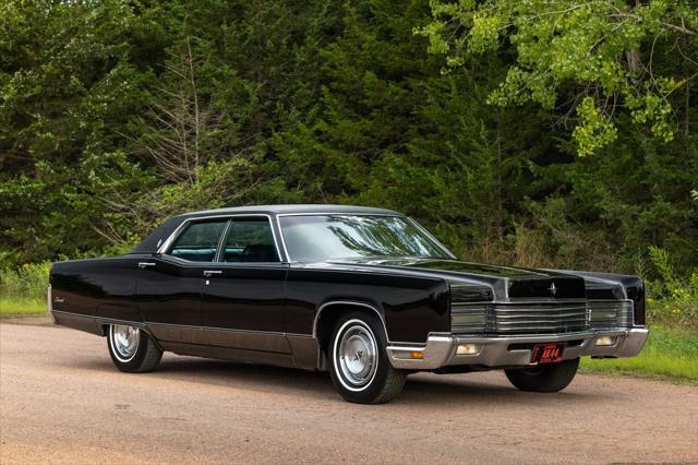 used 1970 Lincoln Continental car, priced at $32,500
