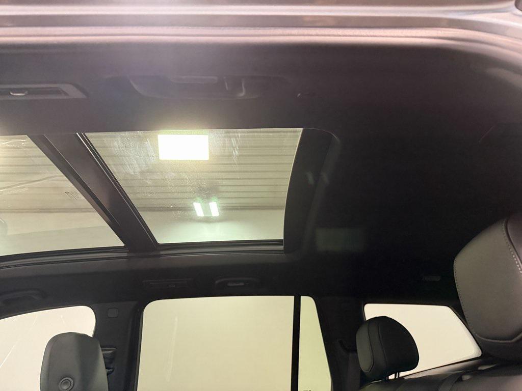 used 2024 Cadillac XT6 car, priced at $45,756