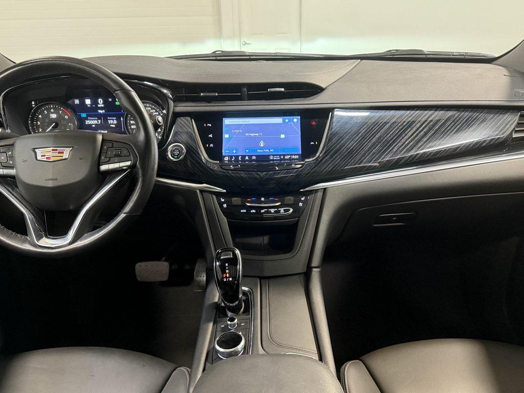 used 2024 Cadillac XT6 car, priced at $45,756