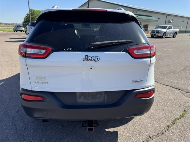 used 2016 Jeep Cherokee car, priced at $13,498