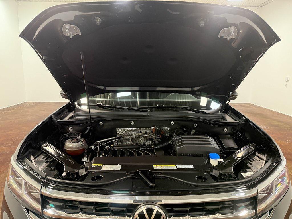 used 2021 Volkswagen Atlas car, priced at $24,416