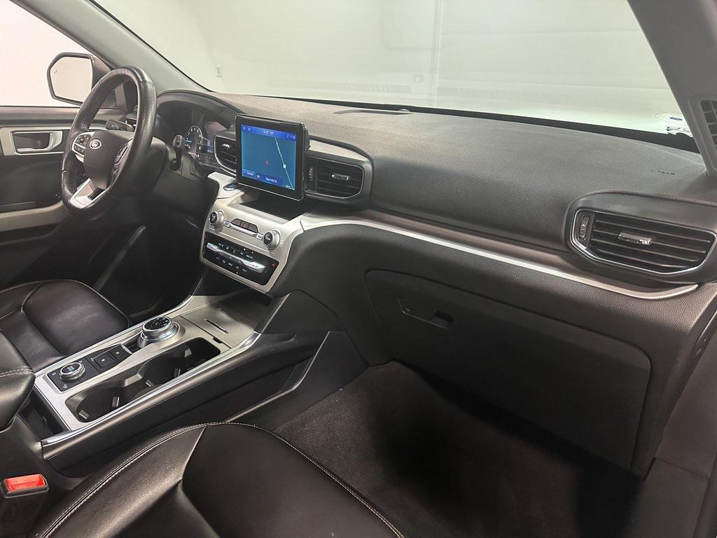 used 2022 Ford Explorer car, priced at $29,989