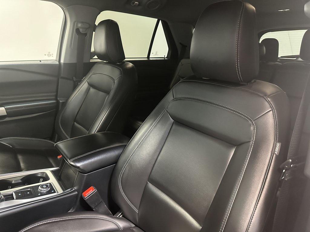 used 2022 Ford Explorer car, priced at $29,989