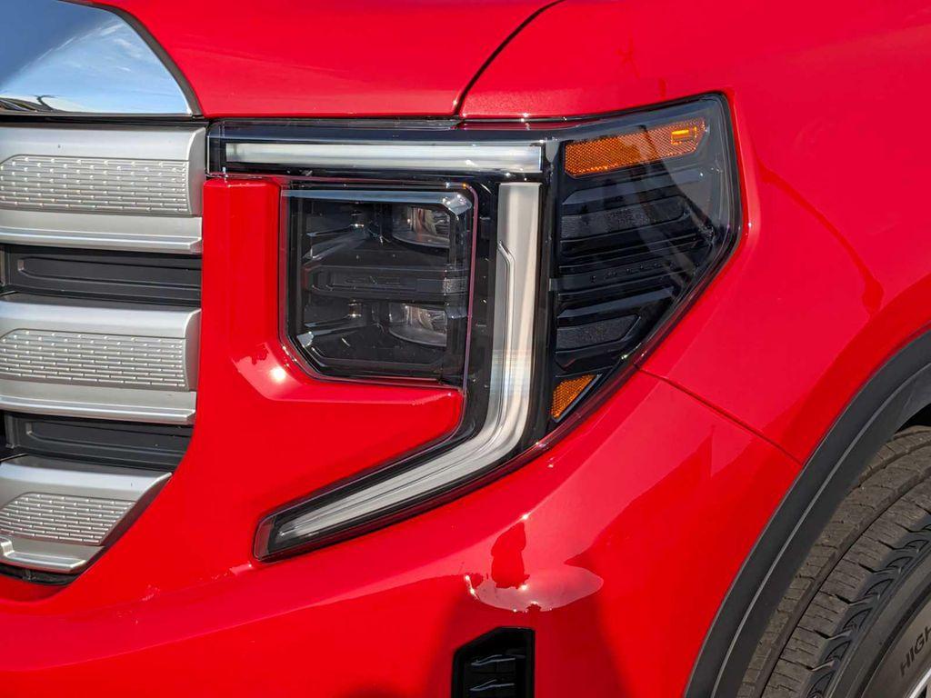 used 2024 GMC Sierra 1500 car, priced at $38,595