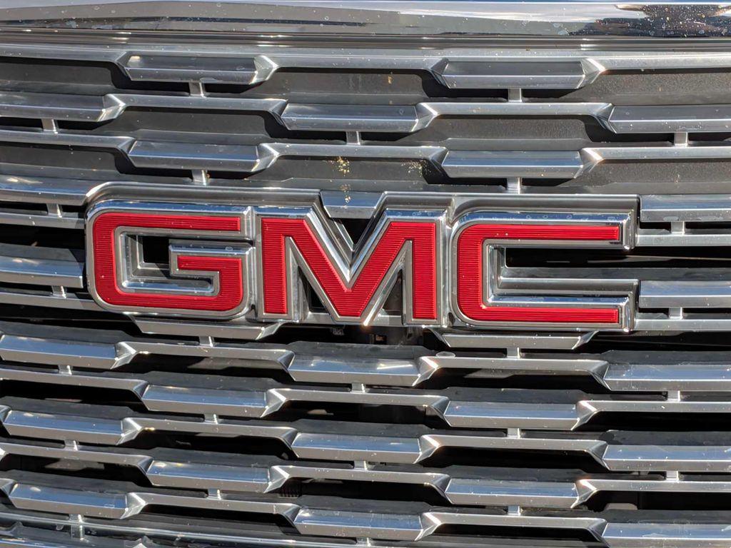 used 2019 GMC Yukon car, priced at $31,695