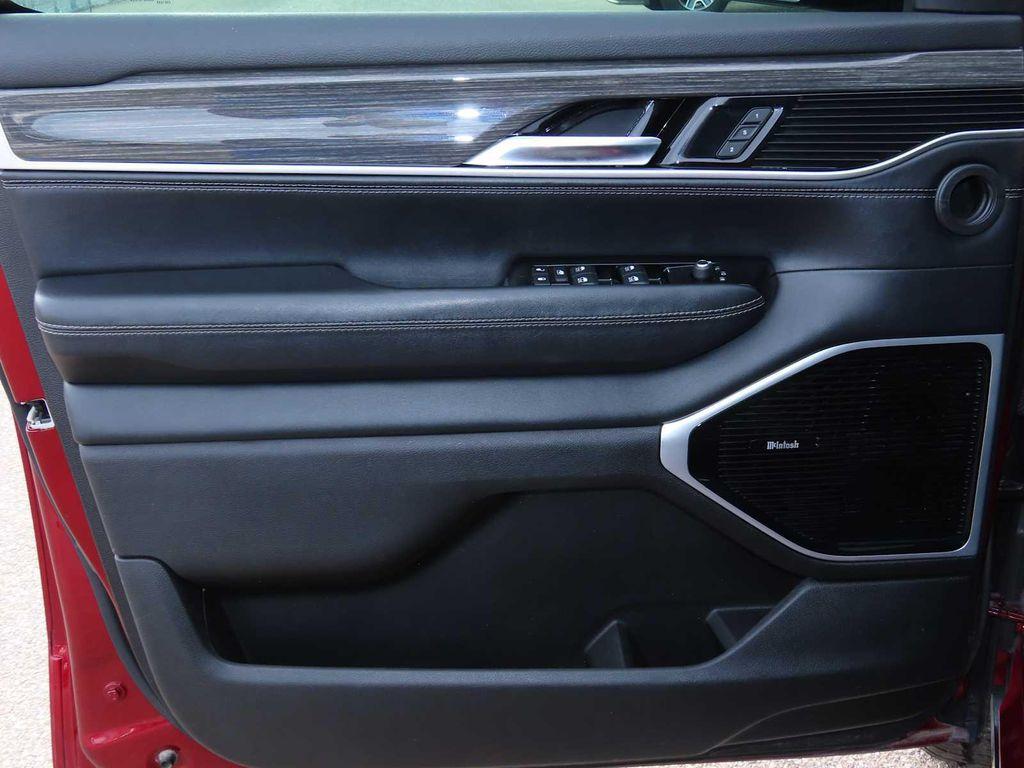 used 2022 Jeep Wagoneer car, priced at $39,795