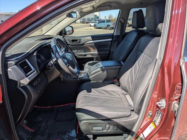 used 2017 Toyota Highlander car, priced at $23,750