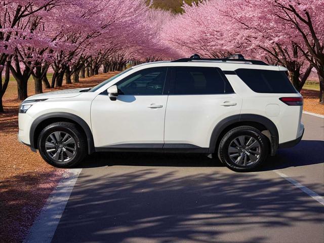 used 2022 Nissan Pathfinder car, priced at $31,546